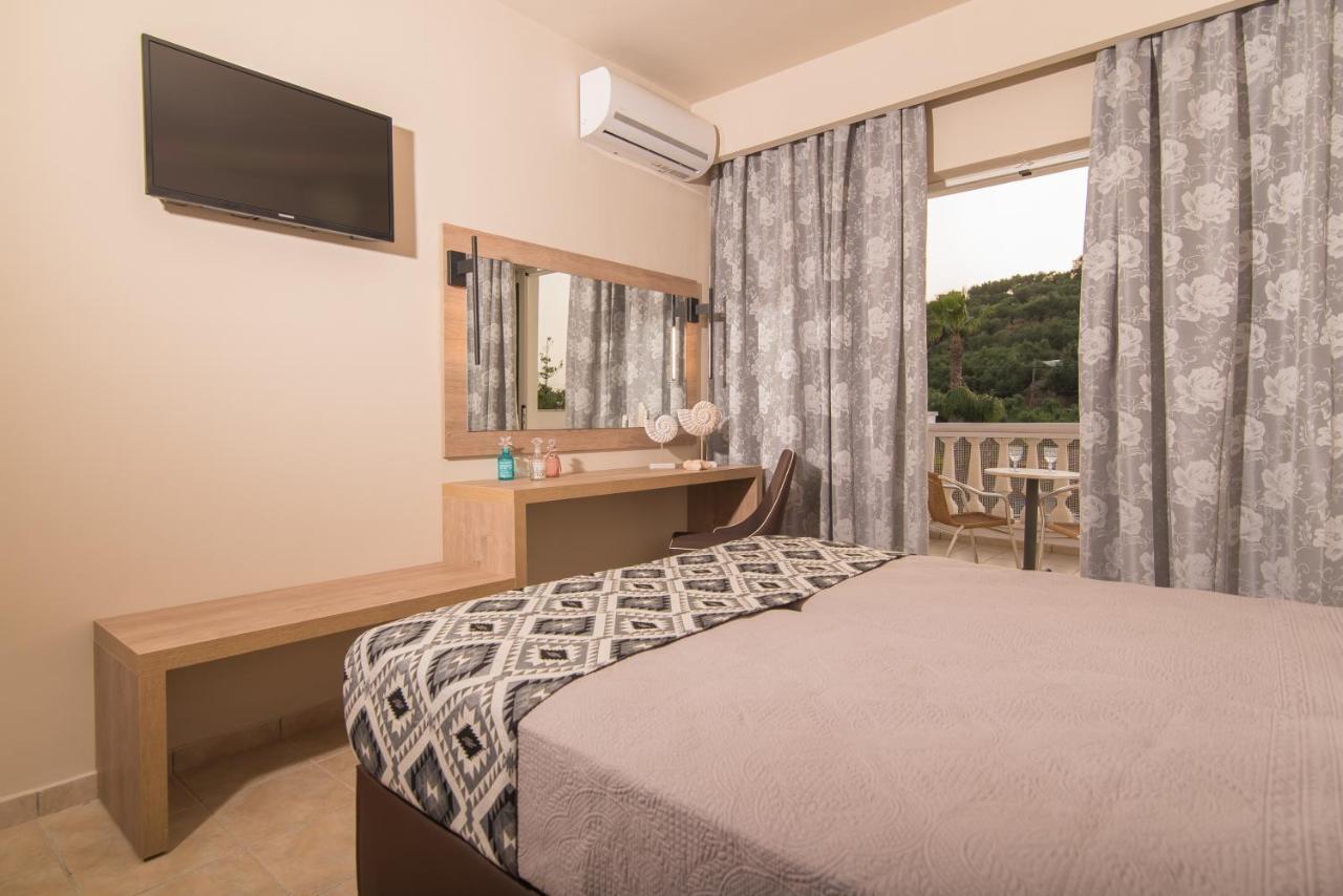 Hotel Petros Циливи Экстерьер фото