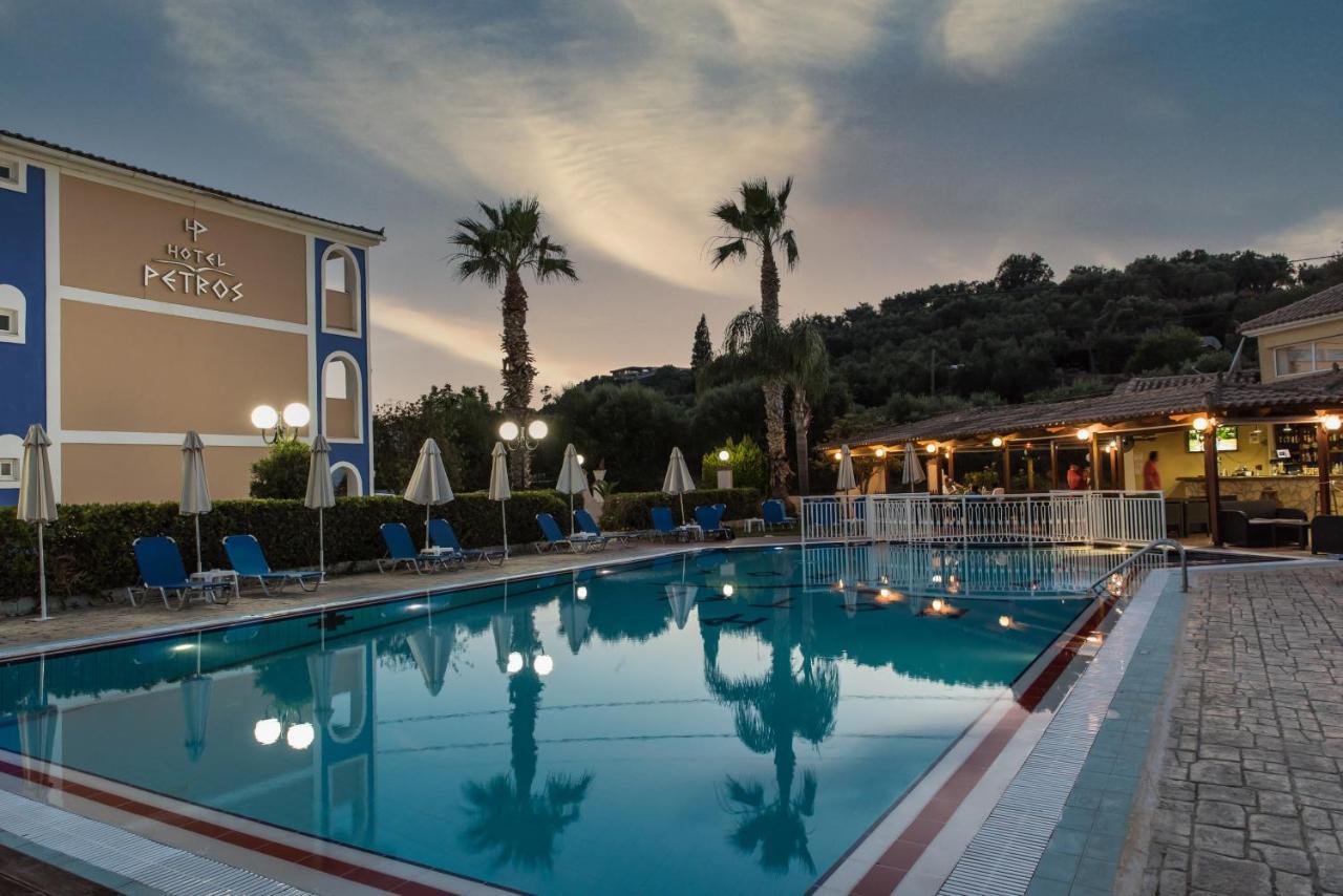 Hotel Petros Циливи Экстерьер фото