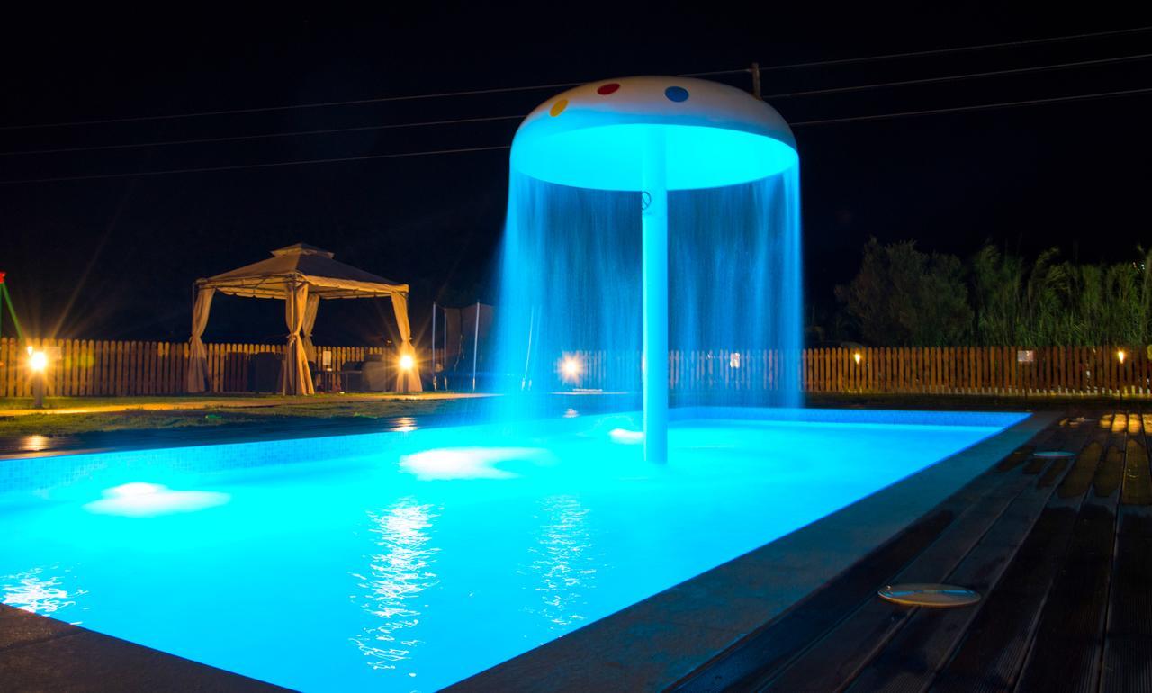 Hotel Petros Циливи Экстерьер фото